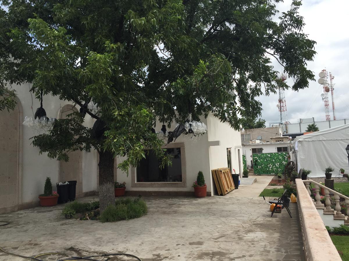 Los Nogales Inn Camargo ภายนอก รูปภาพ